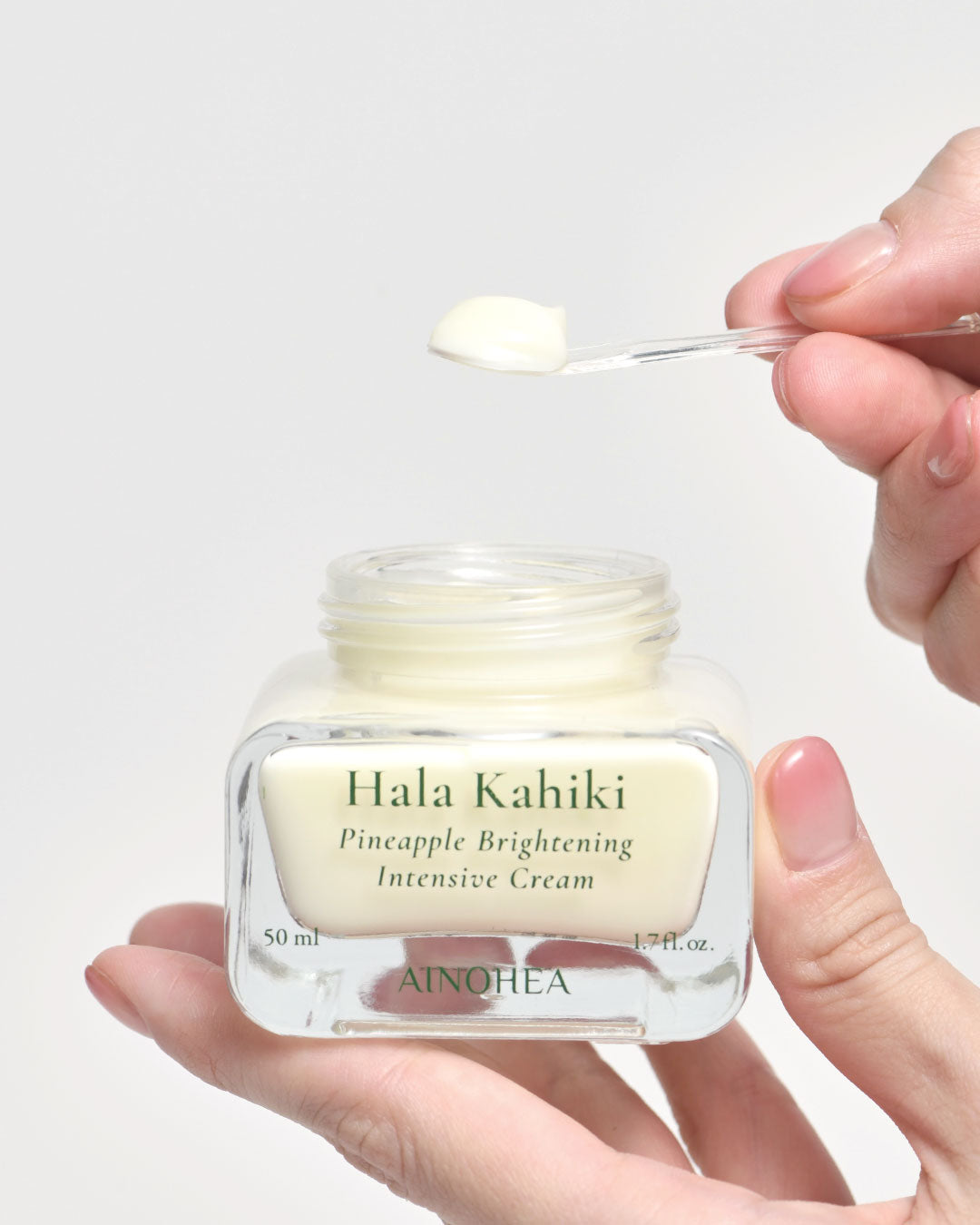 Halakahiki Pineapple Brightening Intensive Cream