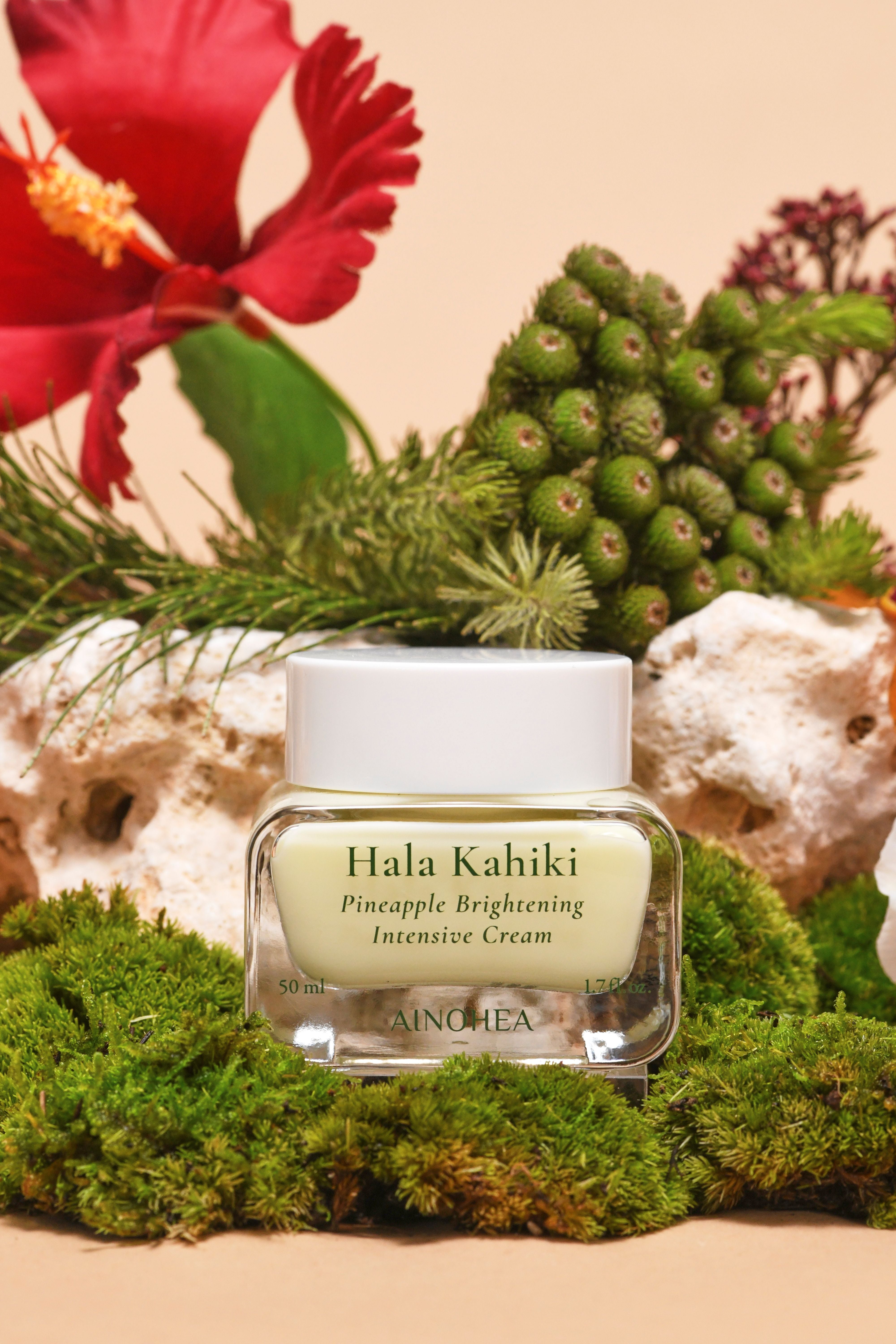 Halakahiki Pineapple Brightening Intensive Cream